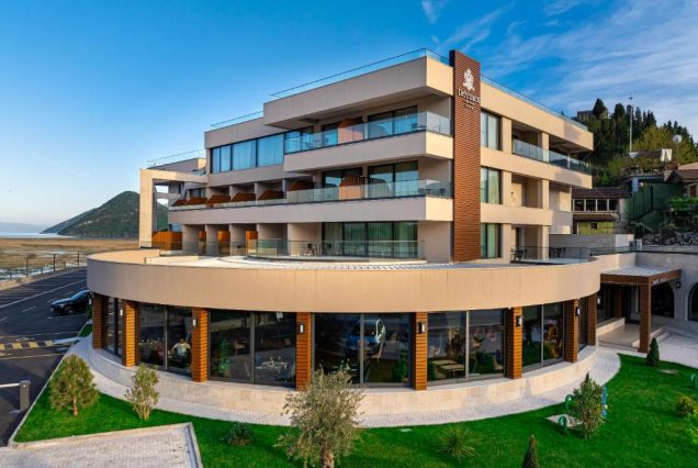 Hotel De‘Andros Virpazar 5★ 9 (дней)