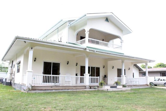 Julie's Holiday Home 3★ 4 (дней)