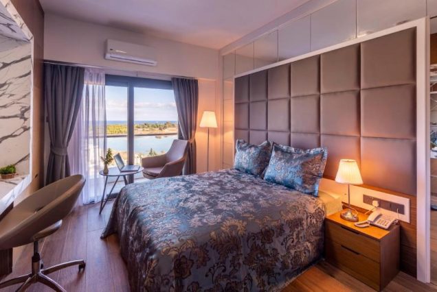 Novel Centre Point Hotel 3★ 8 (дней)