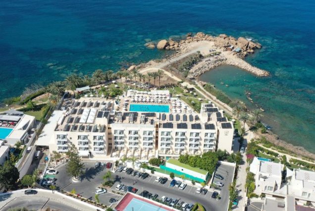 Queens Bay Hotel 4★8 (дней)