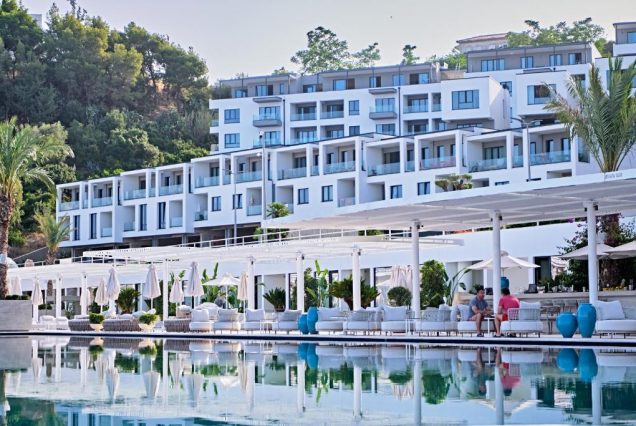 Azar Luxury Suites 4★ 9 (дней)