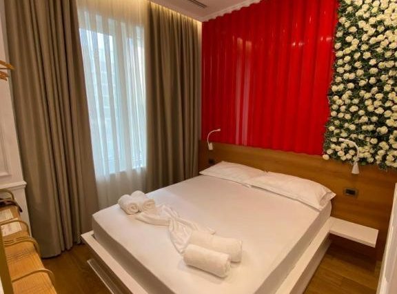 Crown Boutique Hotel 5★ 8 (дней)