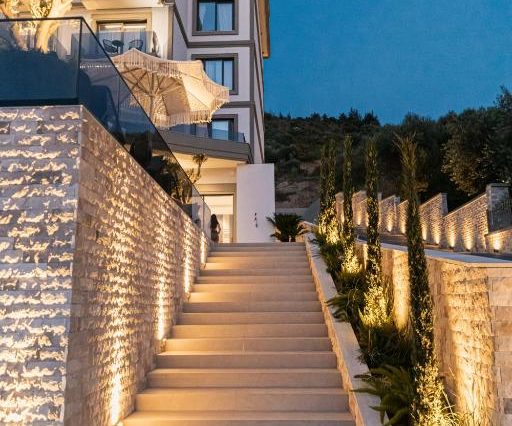 Mazarine Hotel, Vlorë, Albania 4★ 9 (дней)